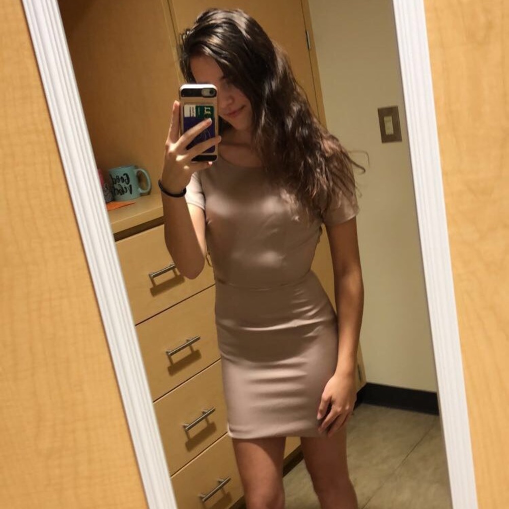 Tobi Dress - Picture 3 of 3